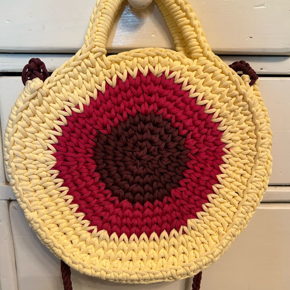 Village Lift Bullseye Crossbody bag - Picture 9 of 10